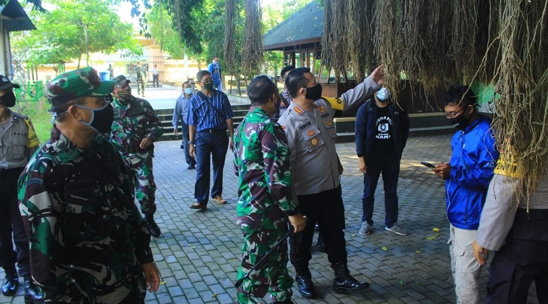 Warga tidak Lebaran Topat,Kapolres Mataram Cek Penutupan Lokasi Wisata