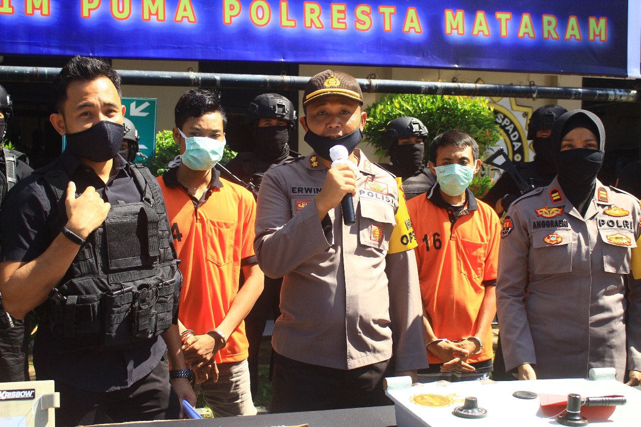 Curi Uang Pengusaha Rp. 90 Juta untuk Pesta Sabu, Tersangka Curat Ditangkap Polisi