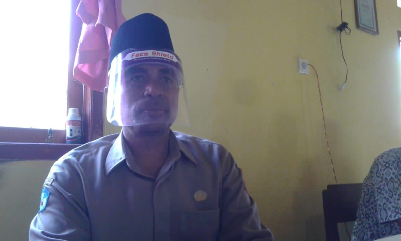 Hari Pertama Masuk Sekolah, Kasek SDN 3 Kabar Lakukan Pengetatan Protap Covid19