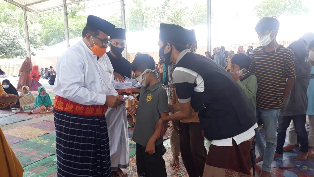 Aliasi Nusantara Peduli dan Ikatan Pelajar NW Sembalun Santuni 362 Anak Yatim