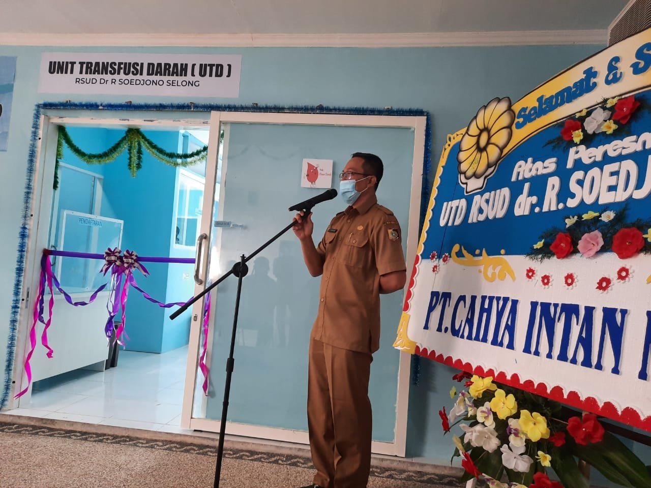 Sekda Lotim Resmikan UTD  RSUD Dr. Soedjono Selong