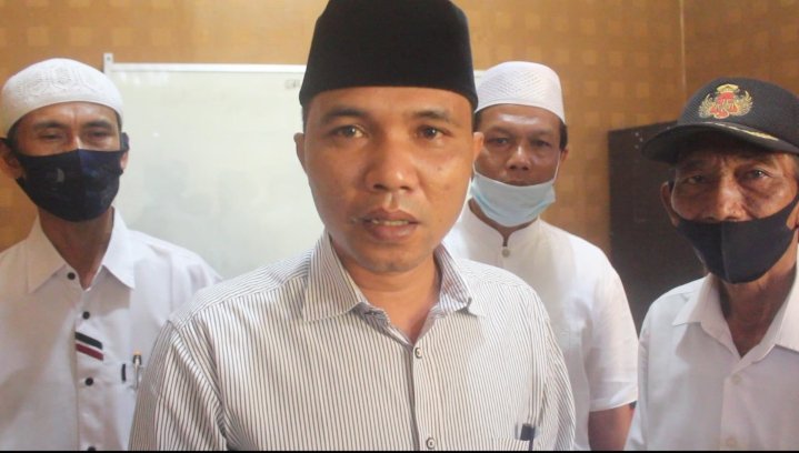 Lima Kades  Bertemu Bahas Perang Petasan yang Berubah Jadi Perang Batu