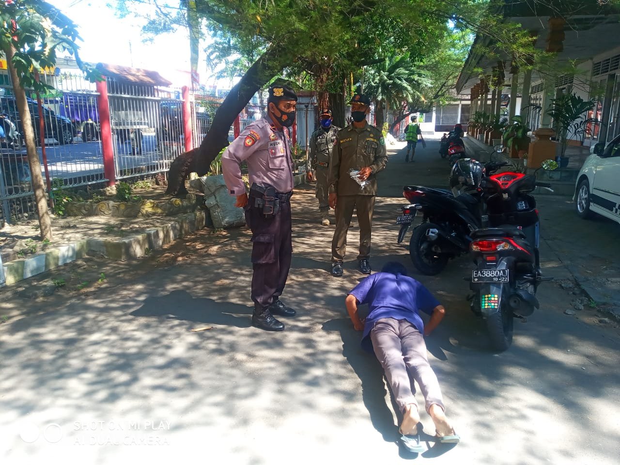 Gabungan TNI Polri Gelar Operasi Yustisi Di Kota Sumbawa