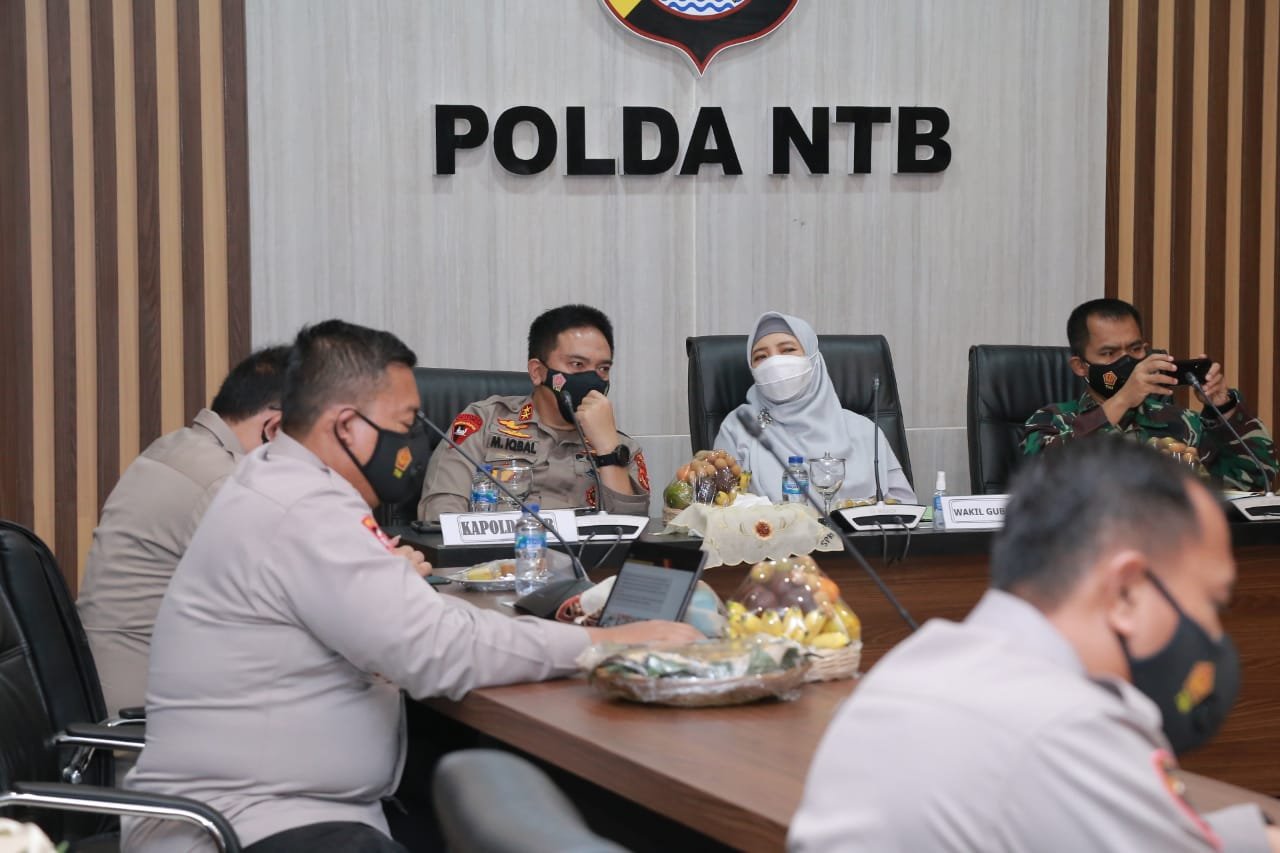 Wagup  dan Kapolda Beserta Forkopimda Bahas Pemutahiran Data Covid19