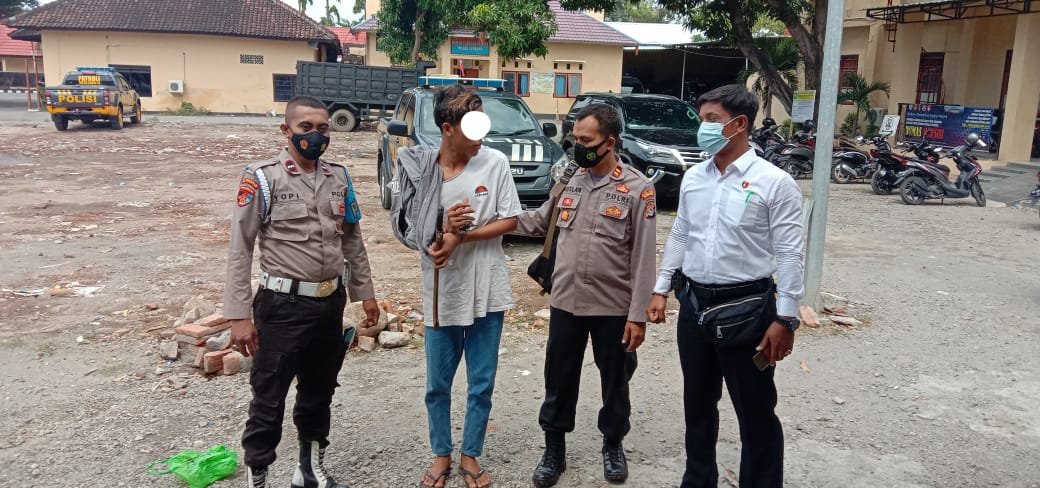 Buron Selama Sepekan, Tersangka Jambret di Sumbawa Menyerahkan Diri