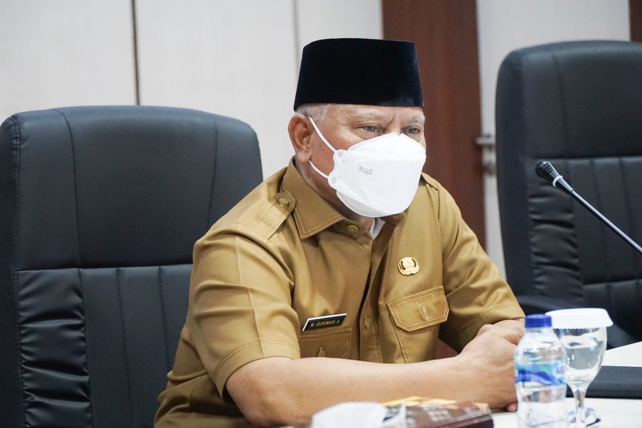 Bupati Lotim  Ajak TNI/Polri, Pejabat OPD, Puskesmas dan Camat Gempur Sisa Covid19