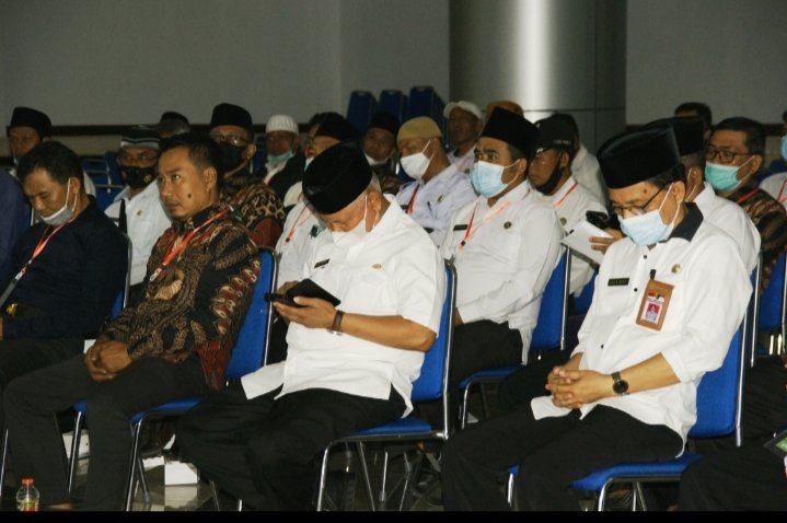 Bupati Lotim Buka Musda FKKD, Sukiman: Forum Kades Diharap Mampu Menjembatani Pemkab dan Pemdes