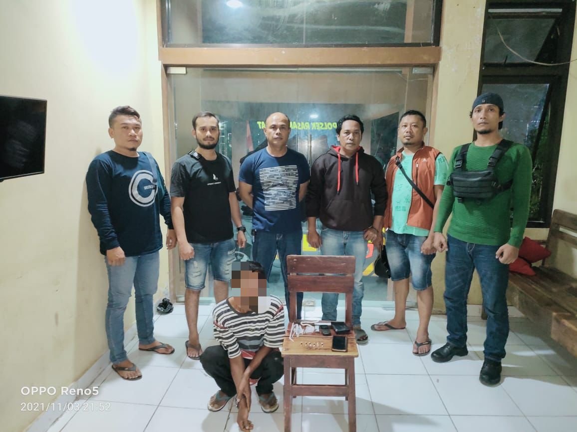 Timsus Polsek Rasbar, Tangkap Pengedar Narkoba,  6 Poket Sabu Ikut Diamankan