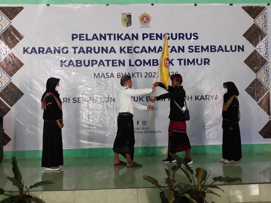 Pengurus Karang Taruna Sangkabira Kecamatan Sembalun Dilantik