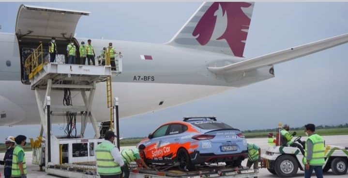 Para Pesohor NTB Sambut Logistik WSBK, Balap Kuda Besi Sirkuit Internasional Mandalika Siap Digelar