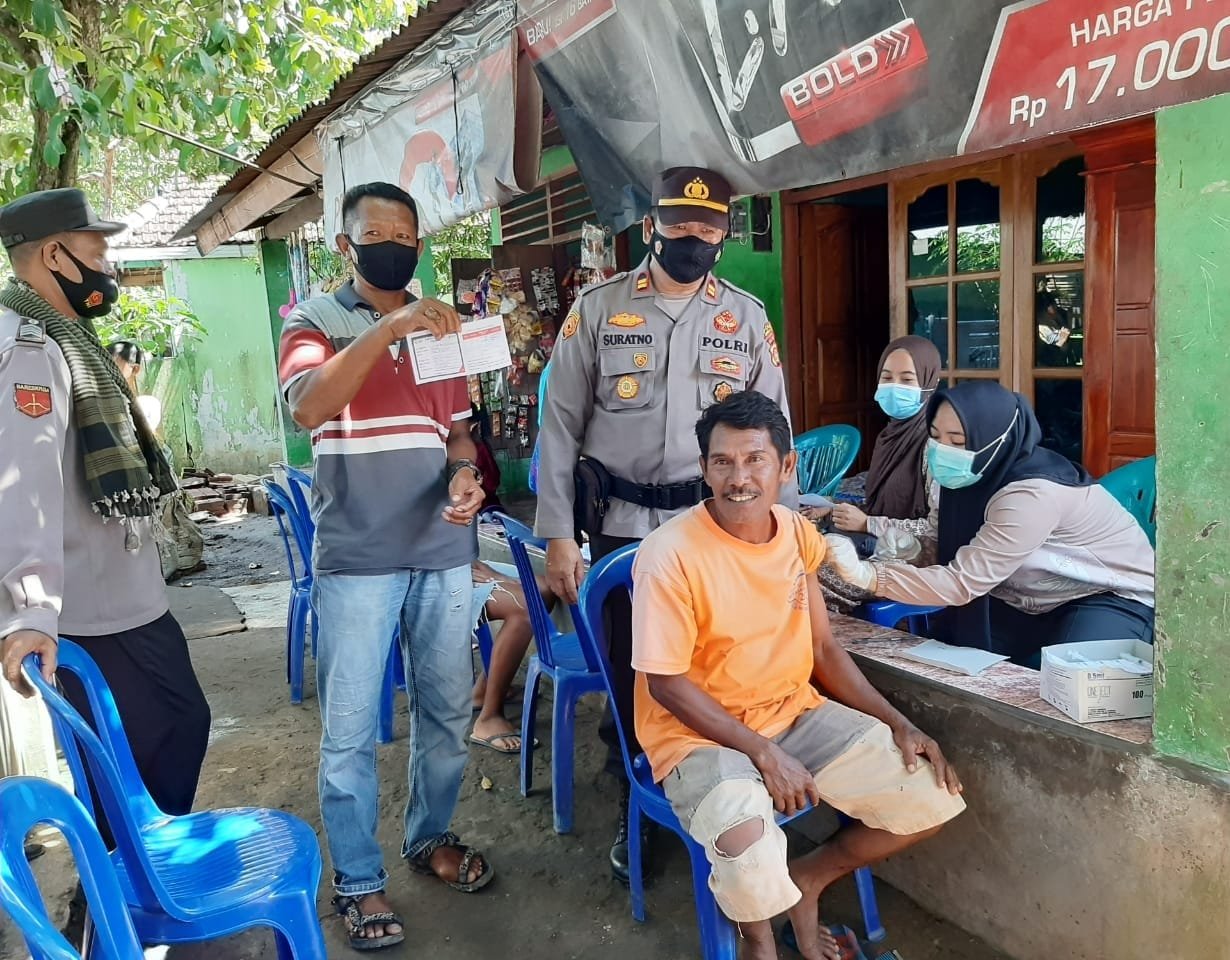 Kampung Sehat Binaan Polda NTB  Kelurahan Oimbo Menuju 100 Persen Vaksinasi