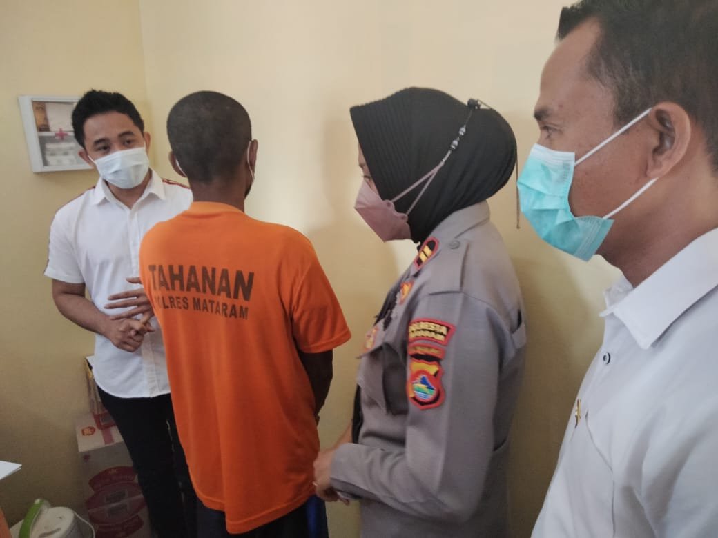 Ayah biadab, Tega Setubuhi Anak Kandung Saat Istrinya Pergi Merantau Mencari Rizki