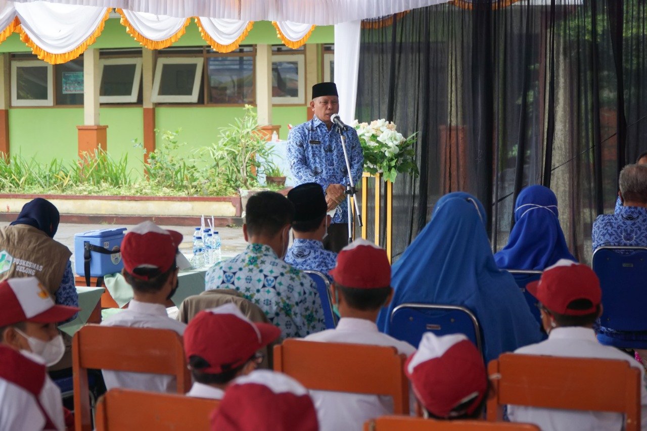 Bupati Lombok Timur Canangkan Vaksinasi Anak Usia 6-11 Tahun