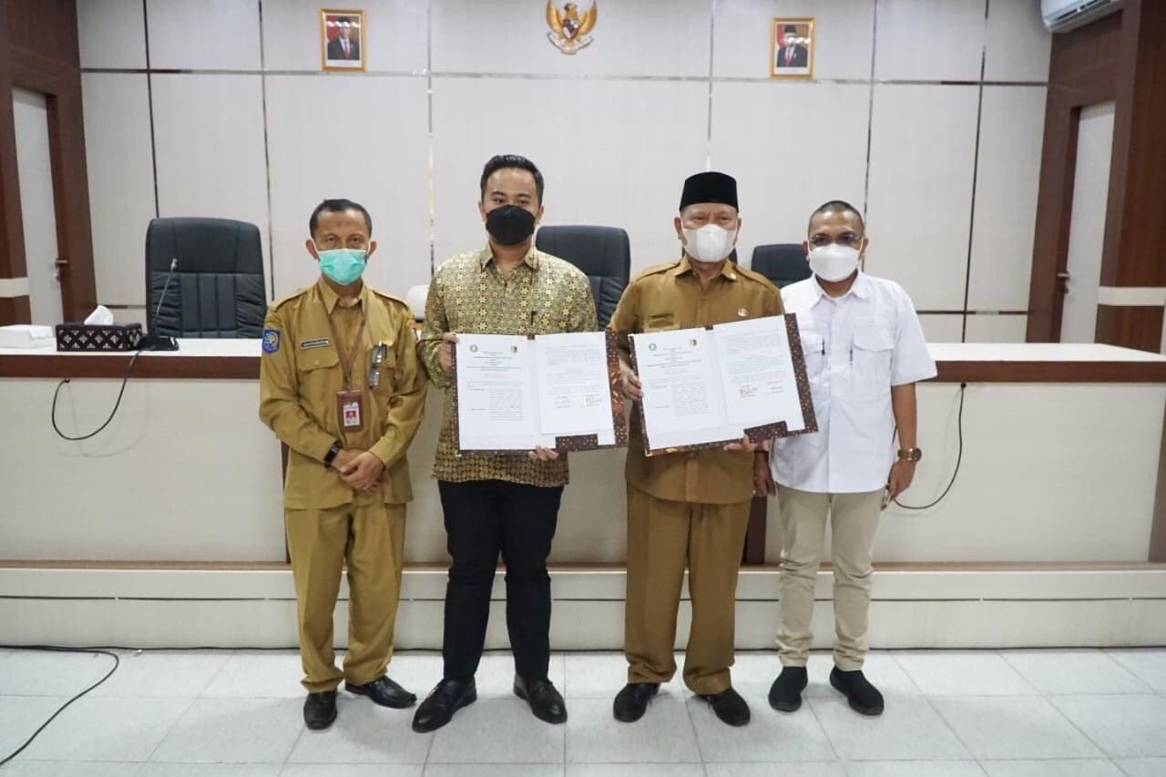 Tingkatkan Kemampuan Tangani Bencana dan Pemberdayaan Perempuan, Bupati Lotim Tandatangani Perjanjian Kerja Sama dengan Oxfam Great Britain