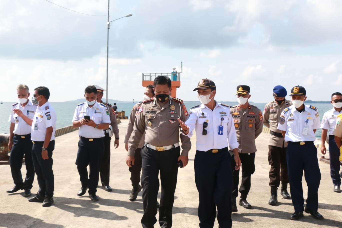 Pastikan Penonton MotoGP Aman, Dirlantas Polda NTB dan Dishub NTB Tinjau Pintu Masuk Pelabuhan