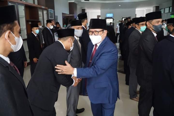Mutasi Awal Tahun, Wakil Bupati Lombok Timur Lantik 32 Pejabat Eslon II dan III