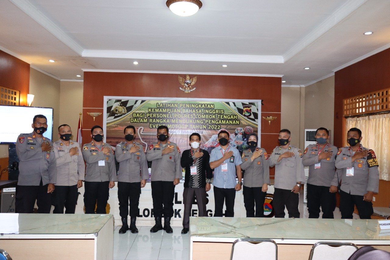 Sukseskan Event MotoGP, Personil Polres Lombok Tengah Dilatih Pinter Bahasa Inggris