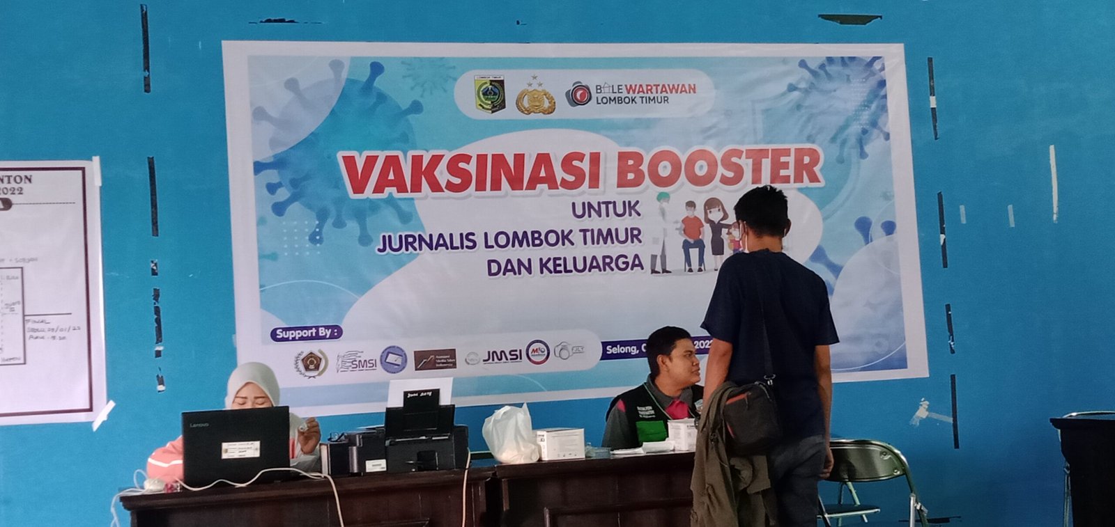 Wartawan Lombok Timur Antusias Ikuti Vaksin Boster