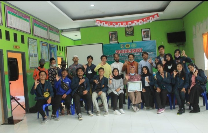 Mahasiswa KkN Unram Edukasi Masyarakat Desa Toya Lombok Timur Tentang Pengelolaan Limbah Sampah