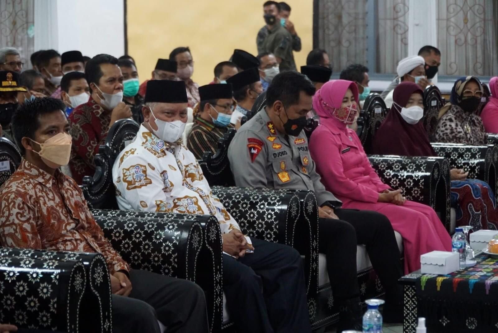 Dikunjungi Kapolda NTB, Bupati Lombok Timur Sampaikan Ipoleksbudhankam  Terkendali