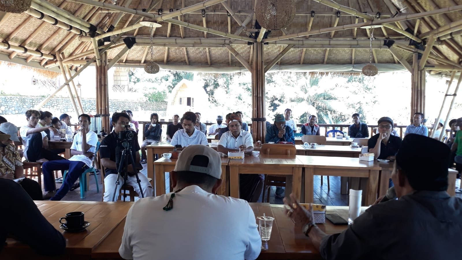 Pemangku Wisata Lingkar Rinjani Sangkep Bahas Polemik Kuota Pendakian dan Aplikasi  Rinjani