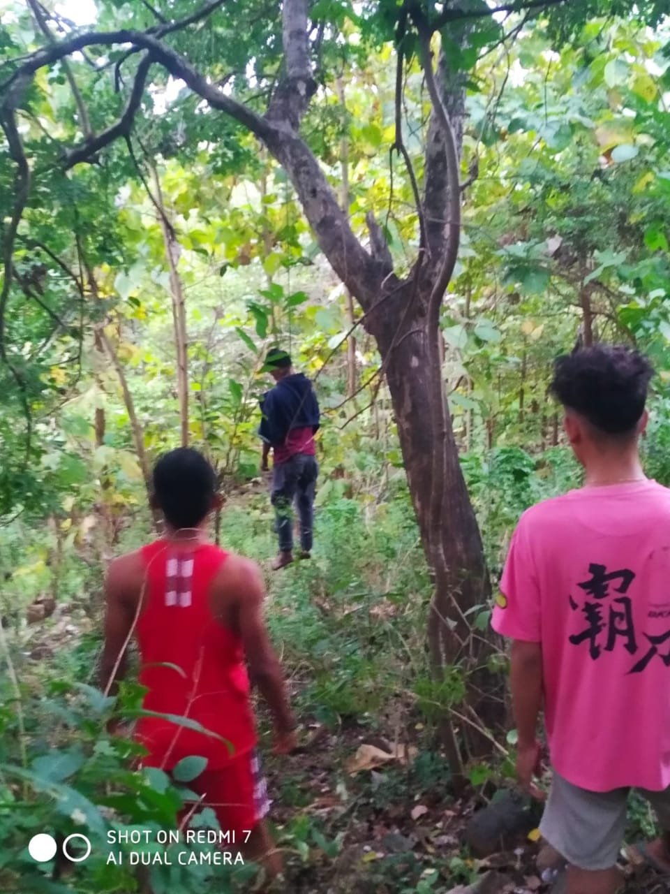Izin Keluar Rumah ke Istri, Warga Tangkam Pulit Sumbawa Tewas Gantung Diri di Kebun Jati