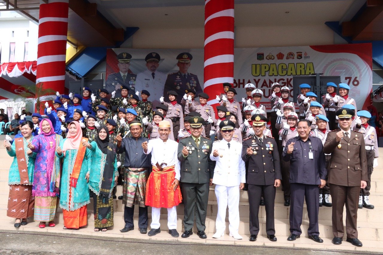 Semarak Apel HUT Bhayangkara Dompu Secara Virtual dengan Presiden RI
