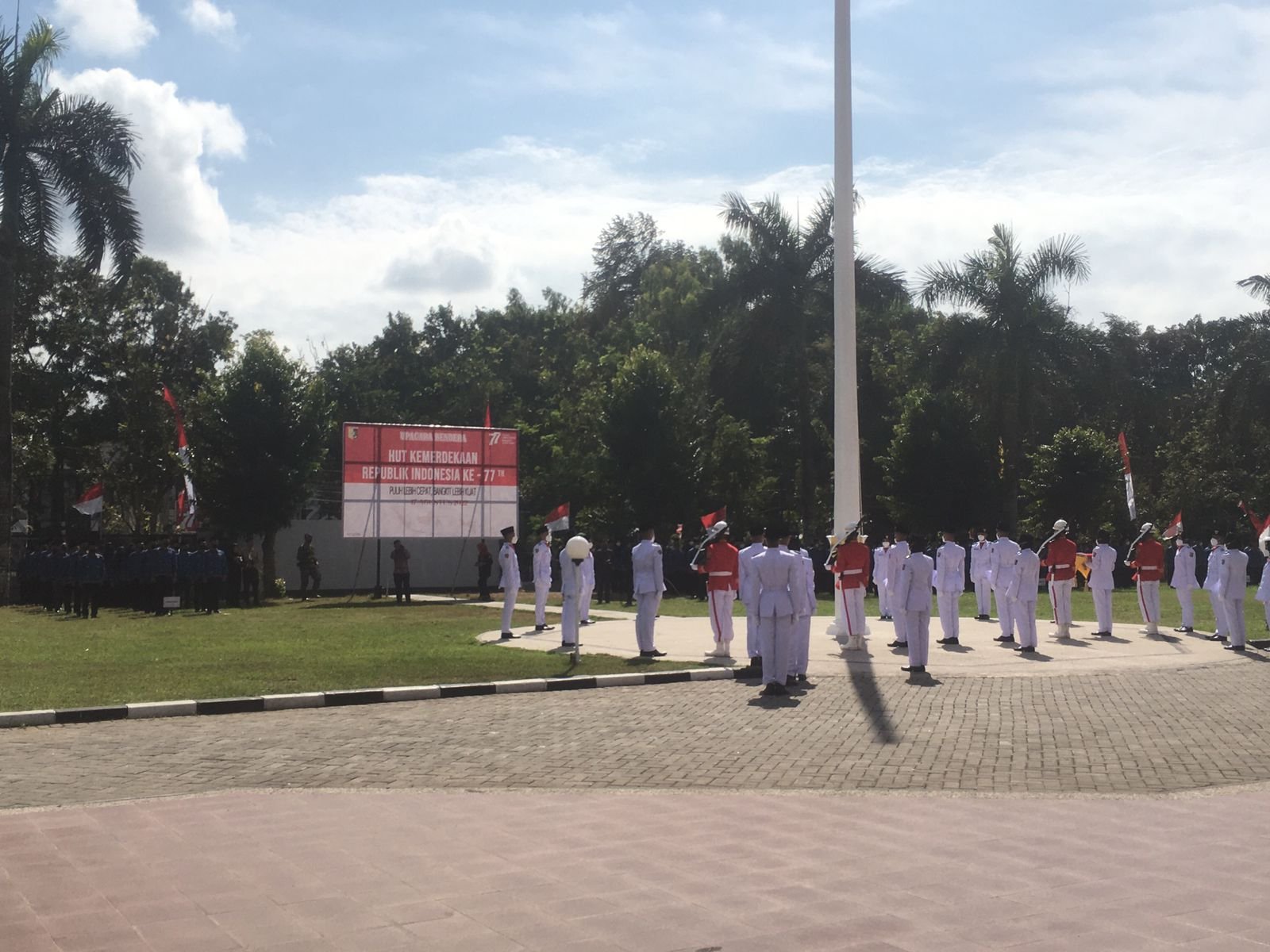 Sukiman Azmy Ajak Masyarakat Mengisi Kemerdekan Melalui Profesi Masing Masing