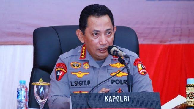 Mayoritas Publik Puas Kinerja Kapolri Tuntaskan Kasus Ferdi Sambo