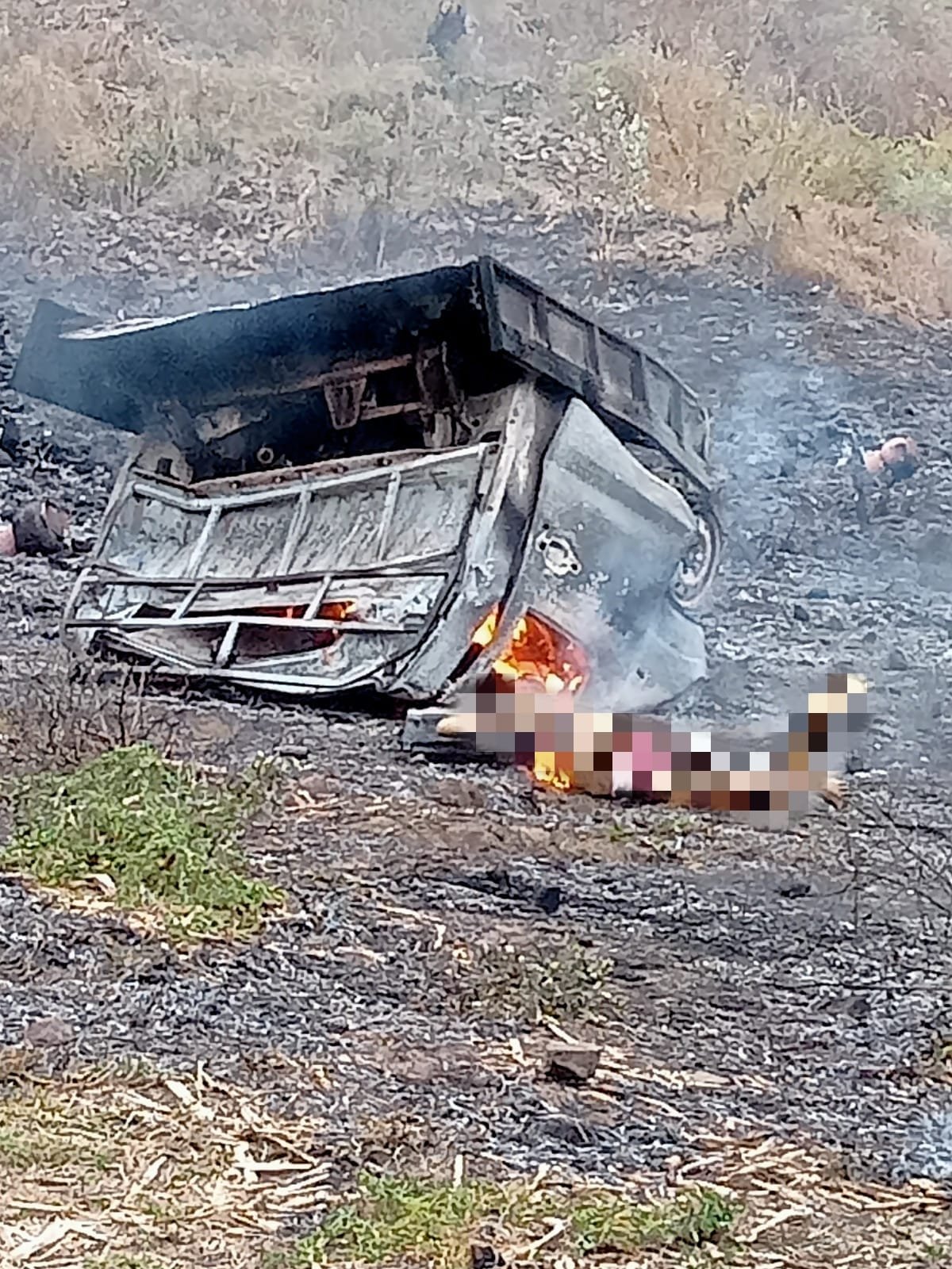 Pasangan Suami Istri Terpanggang Api, Setelah Mobil Bermuatan Gas LPG dan BBM yang Digunakan Terjun ke Jurang