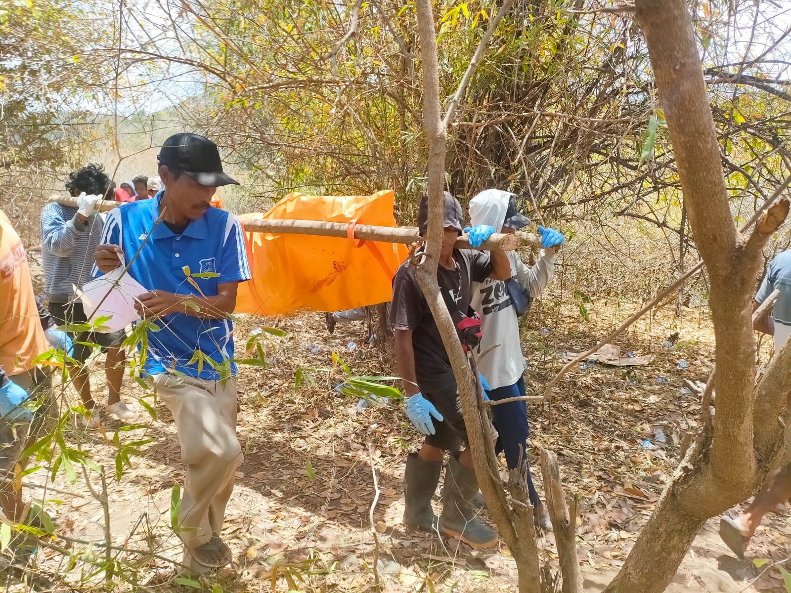 Dicari Tiga Hari, Irfan Ditemukan Tewas Menggantung Diatas Pohon
