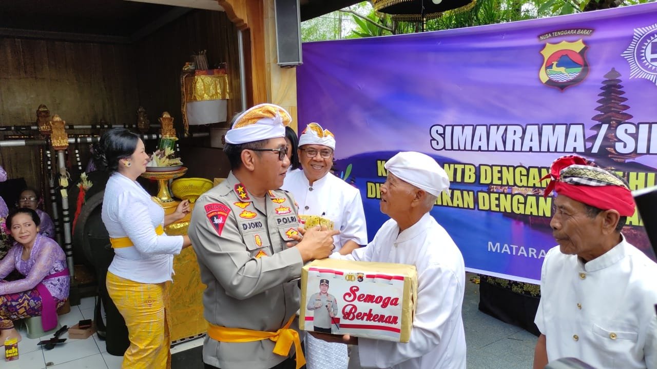 Kapolda NTB Hadiri Acara Simakrama dan Hari Raya Pagerwesi di Cakra Negara