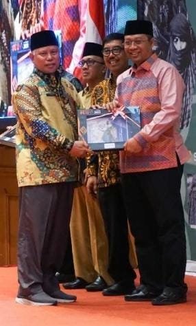 Bupati Lombok Timur Terima DIPA dan Daftar TKDD