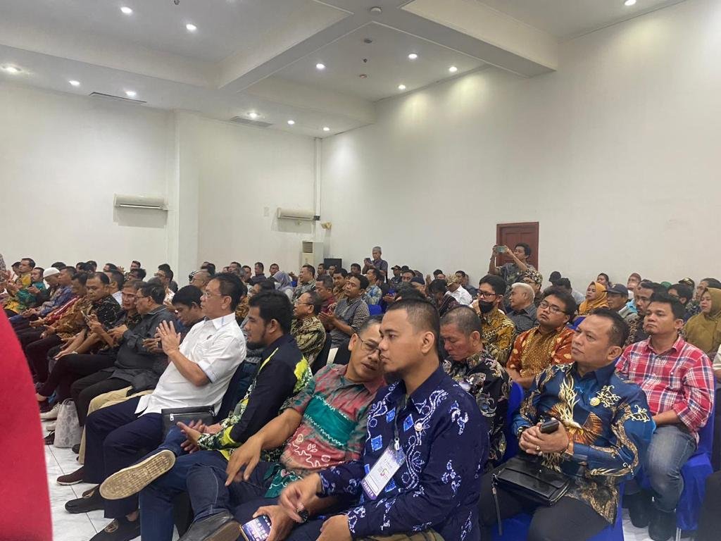 Kebiri Media Kecil, SMSI Minta Presiden Joko Widodo Tidak Menandatangani Rancangan Perpres Publisher Right