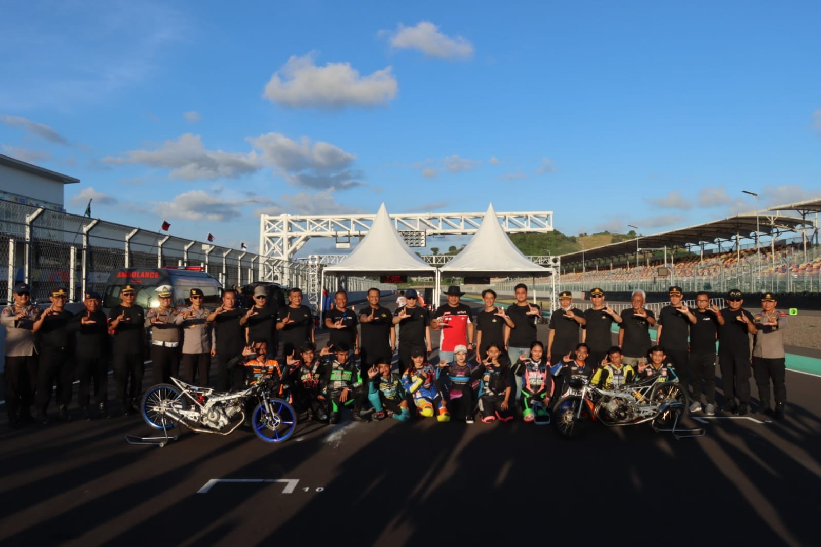 Mandalika Drag Bike dan Drag Race Piala Kapolda NTB 2023 Berakhir, Berikut Nama Pemenangnya