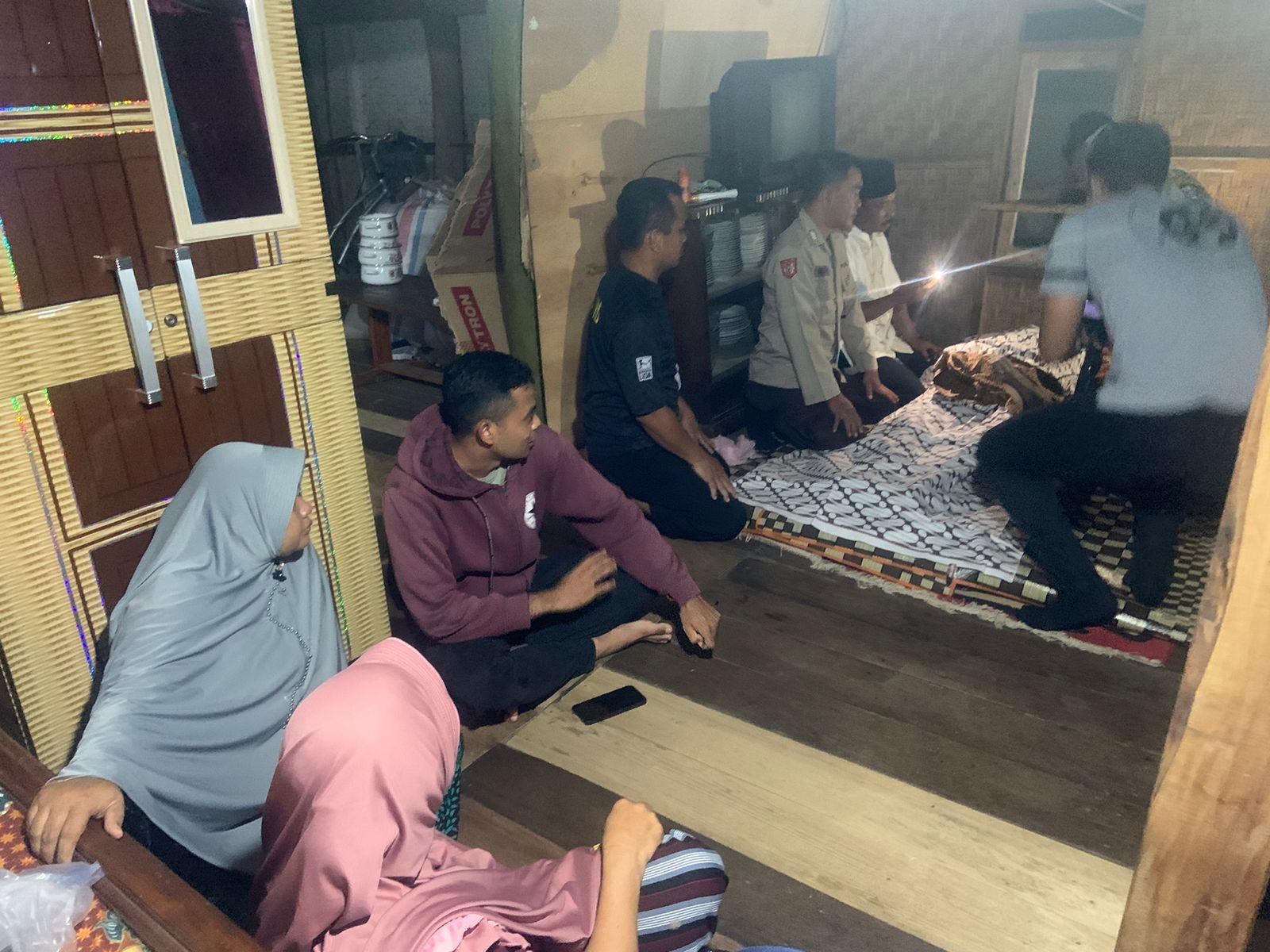 Mayat Hasanuddin Warga Banjar  Sumbawa Barat Ditemukan Mengapung di Sungai