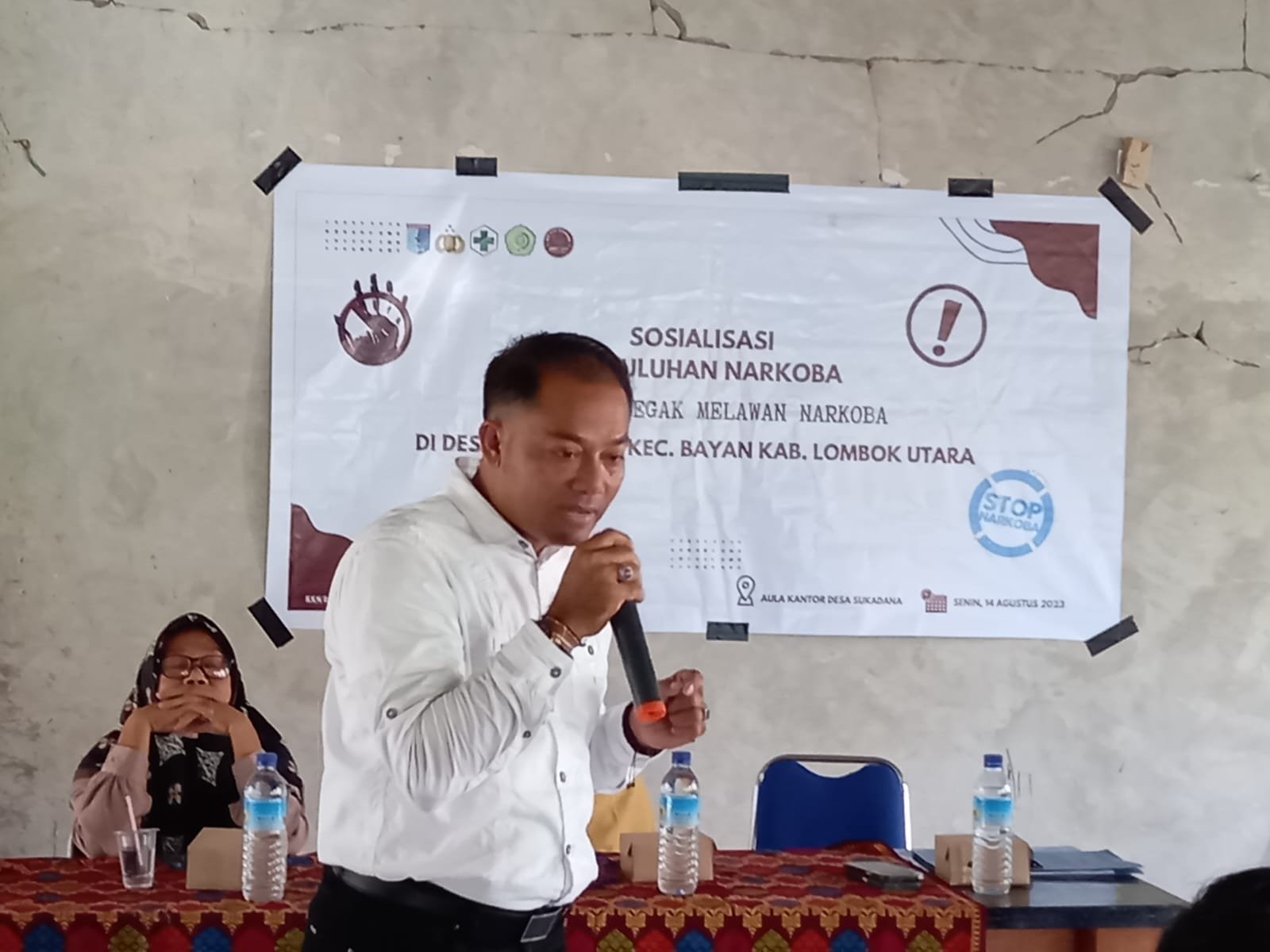 Kasat Narkoba Polres Lombok Utara Suluh Mahasiswa kKN Bahaya Narkotika