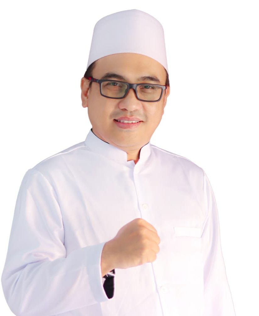 Datang ke NTB, Ketua PKN Anas Urbaningrum  Ziarah  Makam Selaparang Lombok Timur