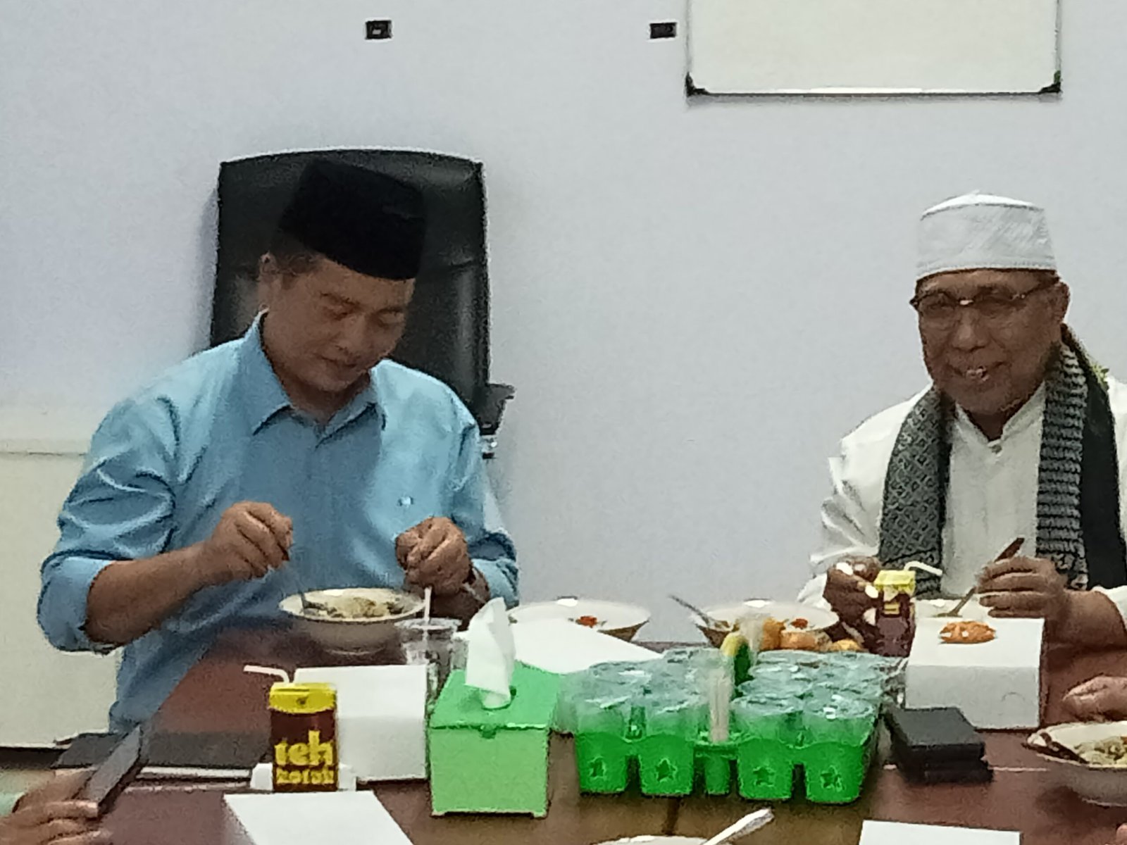 Tuan Guru Hazmi Dukung  Lalu Iqbal pada Pilgub NTB