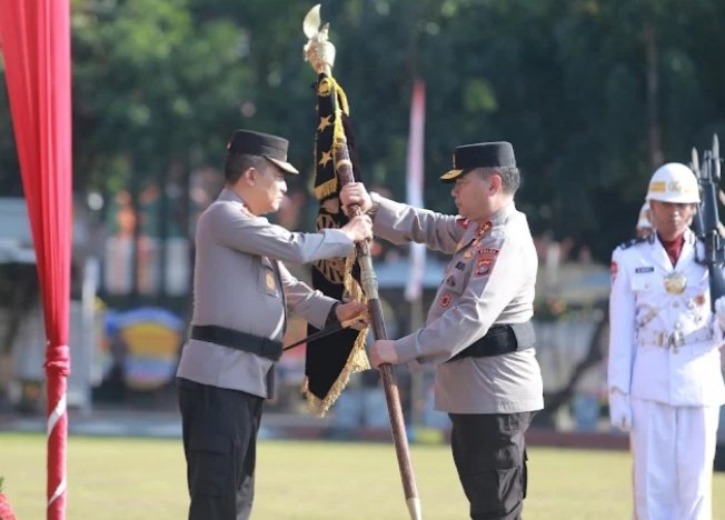 Irjen Pol Hadi Gunawan Resmi Memangku Kapolda NTB