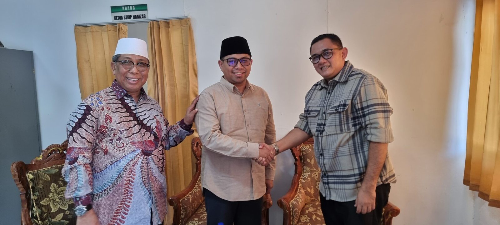 Tuan Guru Hazmi Perintahkan Jamaah Maraqitalimat Lombok Utara Coblos Paslon Najmul Kus di Pilkada 2024