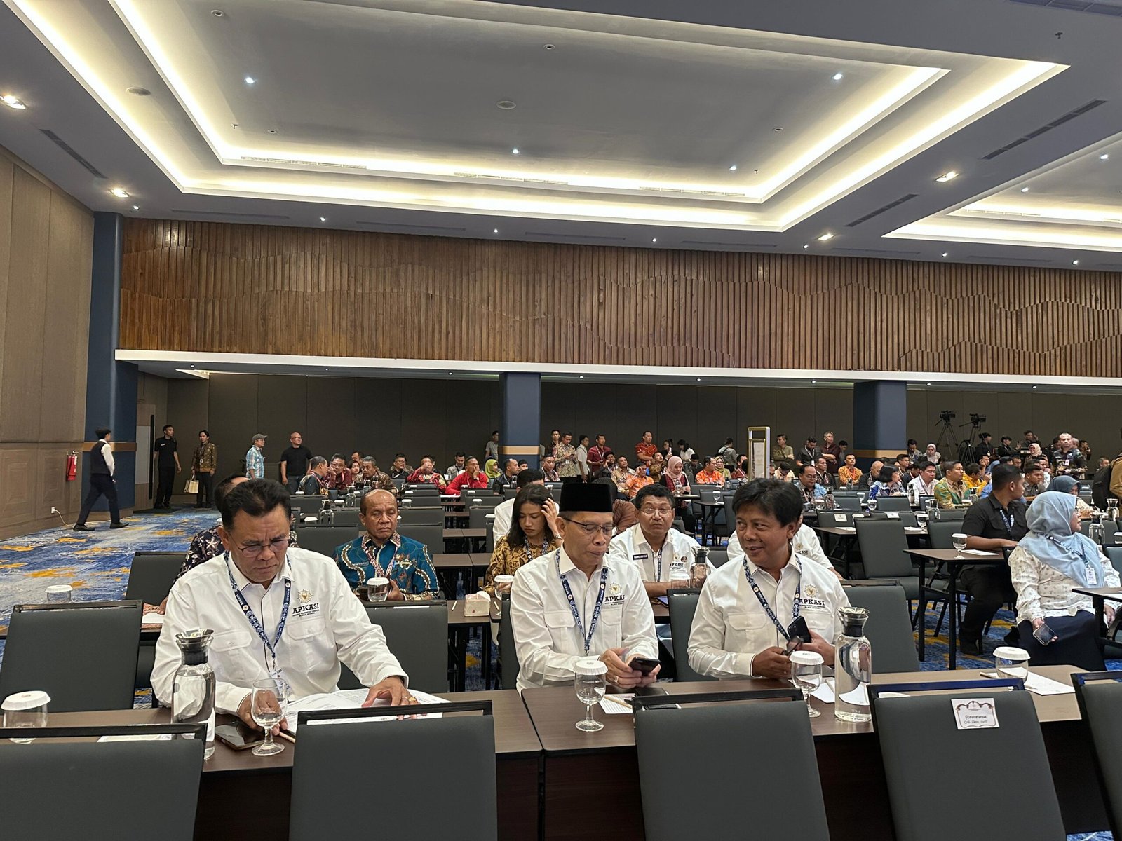 Wabup Lotim Hadiri Munas VI APKASI