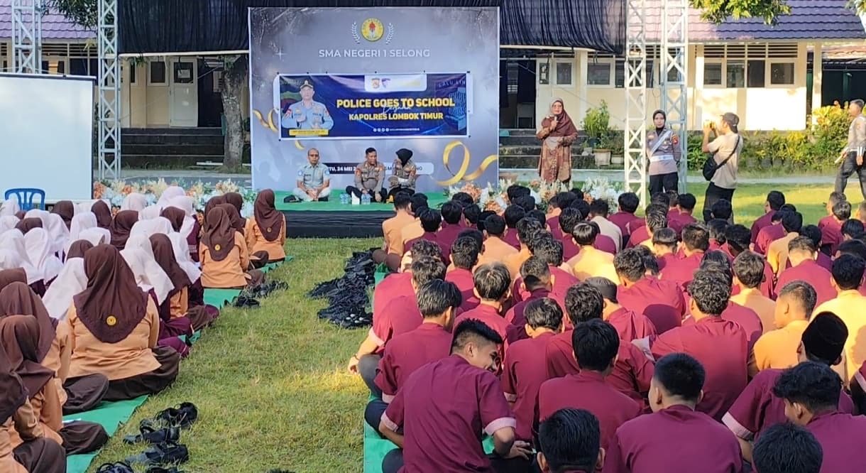 Kapolres Lombok Timur Berikan Edukasi Tertib Berlalu Lintas di SMA Negeri 1 Selong