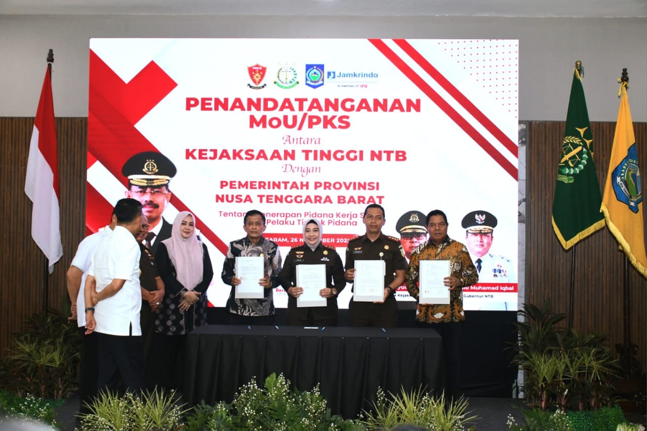 Komitmen Pemberantasan Korupsi, Bupati Lotim Teken MoU dengan Kejati NTB