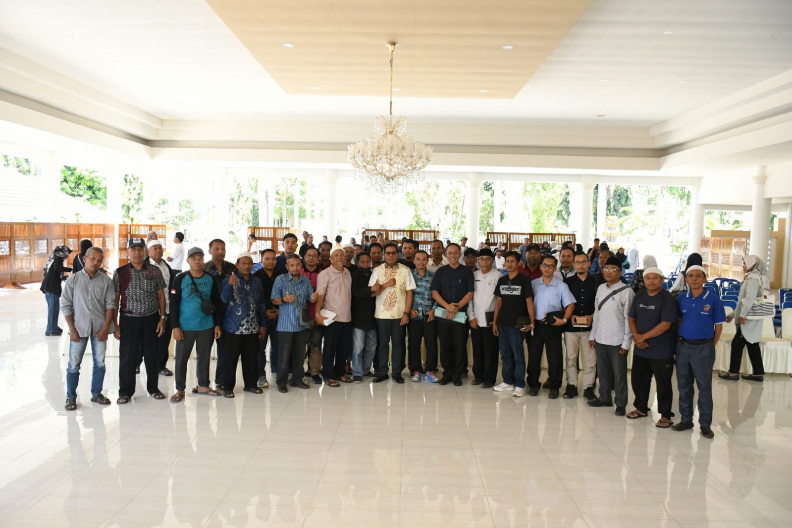 Sosialisasi kepada Kelompok Peternak Ayam