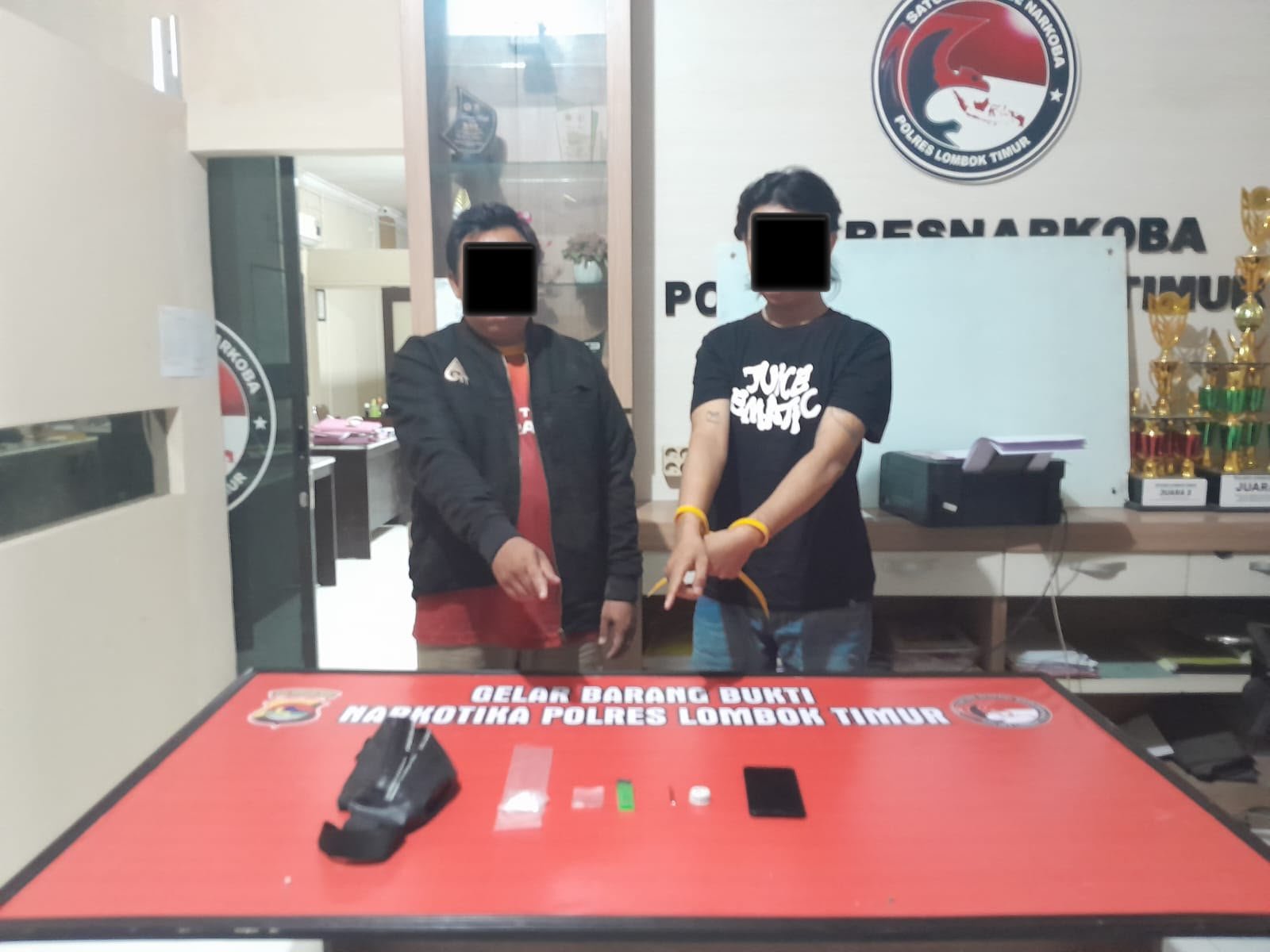 Polres Lotim Ciduk Pengedar kurir dan Pemakai Narkoba, 4 Pelaku dan Sabu 10,96 Gram Diamankan