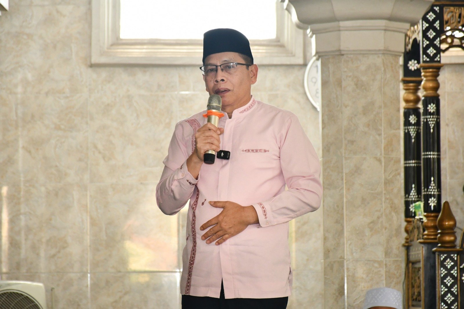 Kerja Keras Benahi Data
